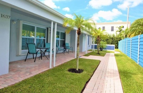 Victoria Park Apartment | 1639B FLL Studio: 1.5 mi to Beach & Las Olas Blvd