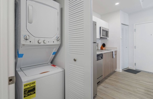 Wynwood Art District Apartment | 1BR Condo wRooftop Pool at Wynwood