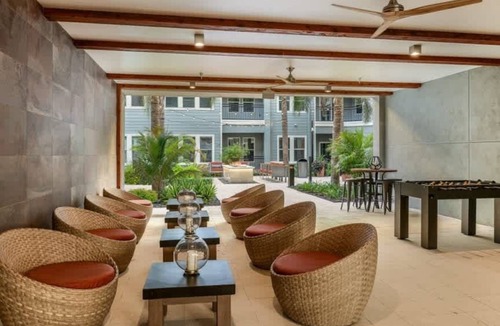 Carver City - Lincoln Gardens Apartment | 1st Floor Luxury 1 BR, Westshore Tampa