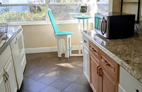 United Central House | 2/1 St Pete 🏠-3 mi to Beach 1 mile to Downtown. New listing discounts