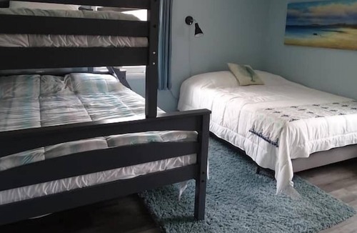 Fullers Earth Apartment | 2 Bedroom 669039 by Houzlet