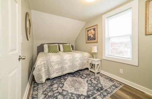 Upper Village Apartment | 2 beds, trailer parking, direct snow & ATV trail access