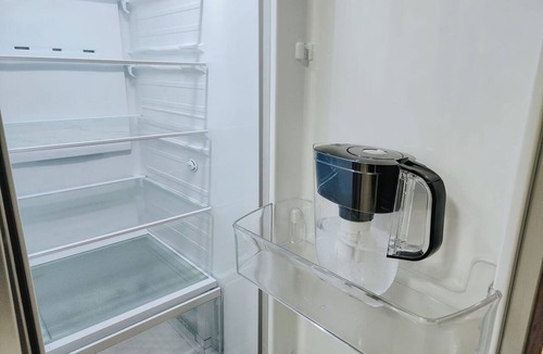 Poplar Apartment | 2 King Beds/2 En-Suite Bathrooms/65" TV/W/D