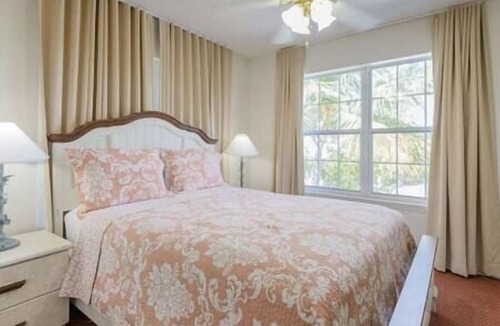 Key West Hotel | 2 Mallory Resort, Beach, Hot Tub, Pool, Marina!