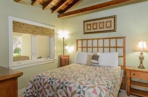 Key West Hotel | 2 Mallory Resort, Beach, Hot Tub, Pool, Marina!