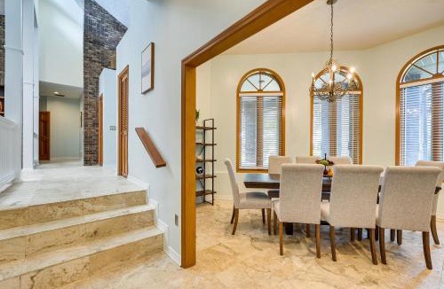 Temple Crest House | 2 Mi to Busch Gardens: Retreat in Scenic Community
