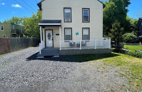 Utica House | 2 Private Units for Groups/Near Nexus & Wynn
