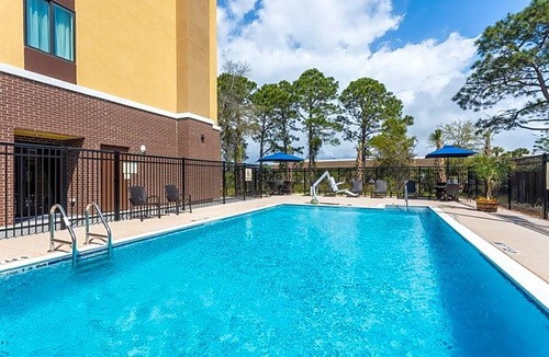Mary Esther Hotel | 2-Star Hotel ∙ Hampton Inn & Suites Mary Esther-Fort Walton Beach, Fl