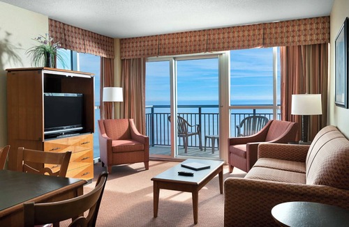 Myrtle Beach Hotel | 2 Tranquil Oceanfront Condo Stays Near Myrtle Beach Attractions and Pier 14