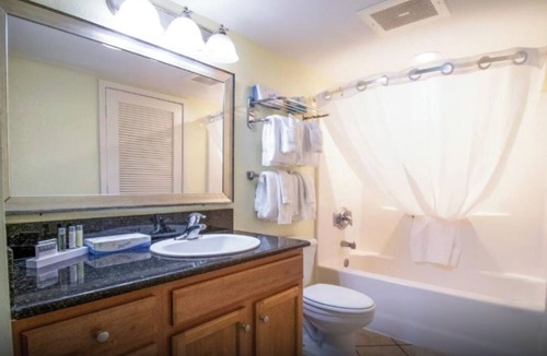 Myrtle Beach Hotel | 2 Tranquil Oceanfront Condo Stays Near Myrtle Beach Attractions and Pier 14