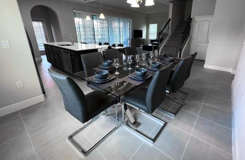 Haines City House | 211MCV - Balmoral Resort