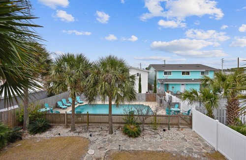 Silver Sands Beach House | 231 m² House ∙ 4 bedrooms ∙ 13 guests