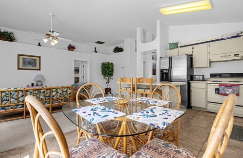 Lindfields House | 25% Off 3BR Family Friendly Pool Home!