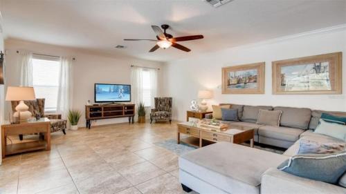 Watersong House | 25% Off 6BR Near Disney