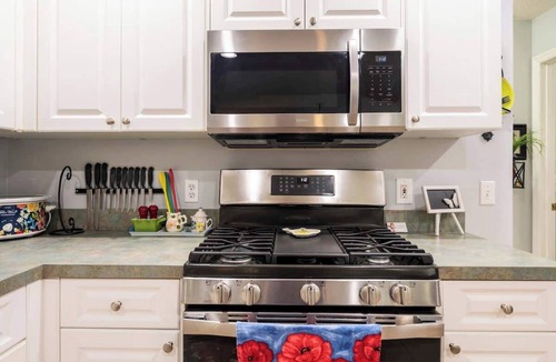 Tuscan Ridge House | 25%off/Close to Disney/Hot Tub/Private Pool/Fenced