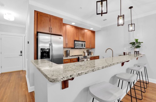 Old West Broad Neighborhood House | 2BDR in South Historic District | The Juliette