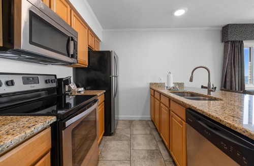 Rocky Point Condo | 2BR/2BA Condo w/Bay View, King & Queen Beds