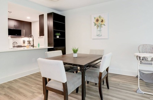 Radnor - Fort Myer Heights Apartment | 2BR Apartment with Spacious Layout