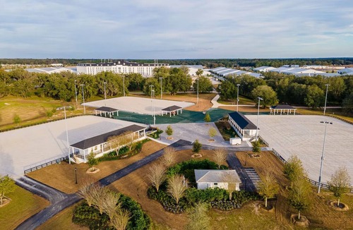 Fellowship House | 3 Accommodations for Large Groups with Pets | Parking Available | Ocala Stays!