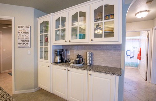 Pelican House | 3-Bed, 2-Bath Cape Coral Home with Heated South-Facing Pool & Hot Tub!