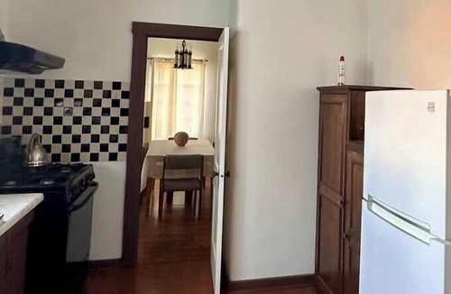 Las Cruces House | 3 bed 2 bath Hacienda near Downtown and NMSU.