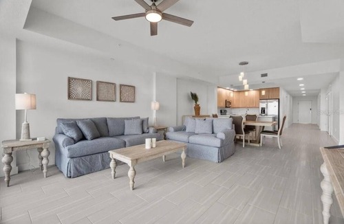 Island Estate Condo | 3-bedroom condo with optional boat slip. Walk to Clearwater Beach.