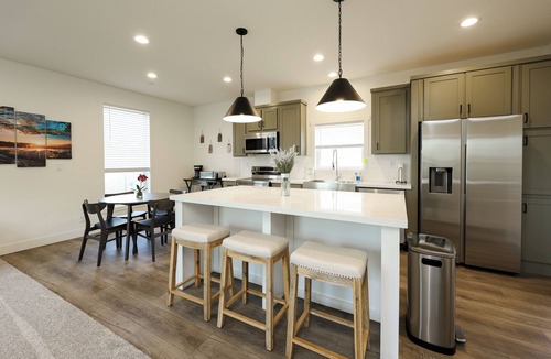 Santee House | 3-bedroom house in welcoming Santee with AC