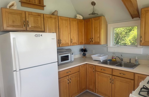 Jamestown House | 3-bedroom waterfront house with use of marina facilities in charming Jamestown!