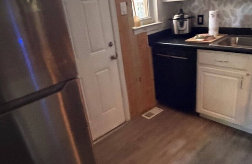 Norfolk House | 3-BR House in Norfolk perfect for relaxing- close to beaches, shopping & bases!