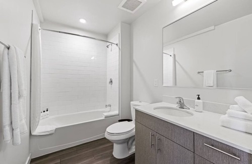 Bluemont Hotel | 3 Units | Family-Friendly Suites | Full Kitchen | Easy Access to DC Attractions
