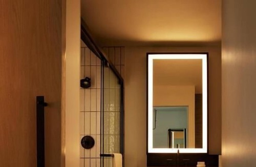 Castleberry Hill Hotel | 3 Units | Two Queens Room | Reverb Hard Rock Downtown Atlanta