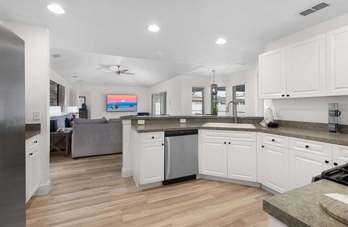 Tuscan Ridge Villa | 370-Stunning 4 Bed Villa with SE Facing Pool and Spa.Near Disney