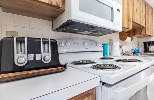 Quail Forest Condo | 3BR/2BA Monthly Rental in Oldsmar near Honeymoon Island, Palm Harbor, and Dunedin