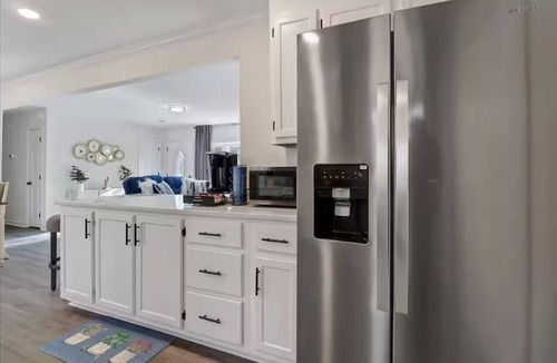 Petersburg House | “3BR Fully Furnished Corporate & Insurance