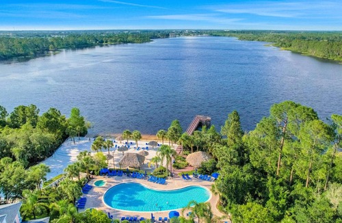 Bahama Bay House | 3rd floor condo w sauna restaurant gym tennis court shared pools