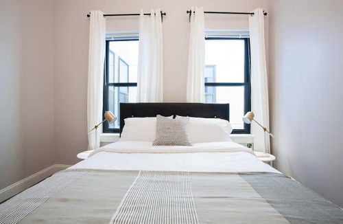Downtown Boston Apartment | 4 bed Loft Steps to Boston Common Beacon Hill