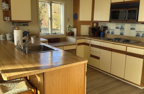 Plattsburgh House | 4 Bedroom 2 Bathroom Entire Home with Walk-In Lake Access