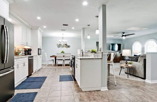 Sarasota House | 4-Bedroom Dog-Friendly Home, Just 13 Miles from Siesta Key Beach! Private Pool