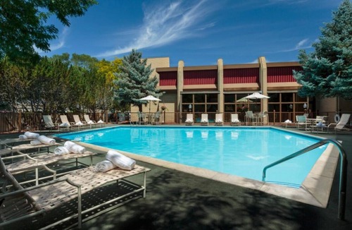 Elko Hotel | 4 Convenient Units! Pool, Parking, Pets Allowed, Near Ruby View Golf Course!