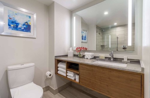 Central Beach Hotel | 4 Stylish Beach Units | Near South Beach Park - 0.5 miles | Parking Available