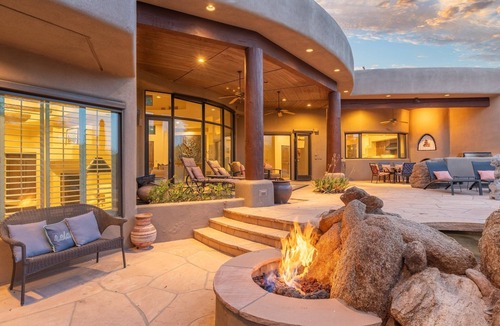 The Boulders House | 40 o/o DISC for SUMMER. Private Oasis w/Pool/Spa+Golf Cart. Family/Pet Friendly