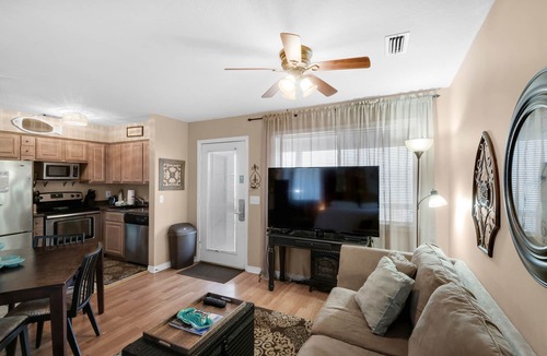 Holiday Beach Apartment | ☀️400ft to Beach-Pool- Budget Friendly-1BR Sandcastle Villas #24☀️