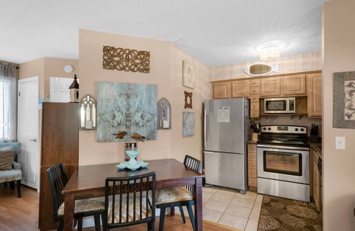 Holiday Beach Apartment | ☀️400ft to Beach-Pool- Budget Friendly-1BR Sandcastle Villas #24☀️