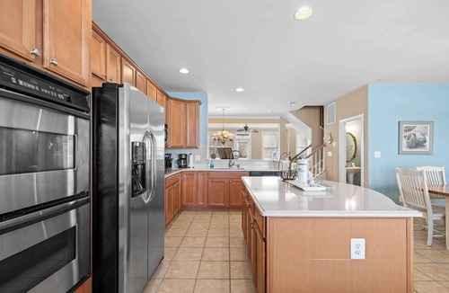 Sunset Island Condo | 44 Sunset Island Dr