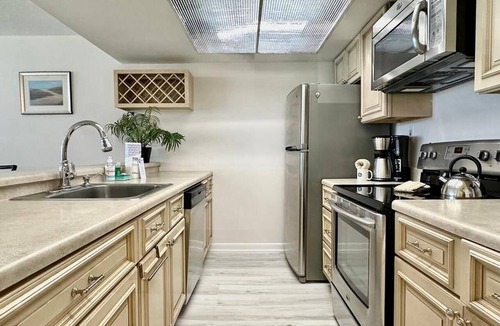 Clearwater Beach Condo | 440 West Condos 408-N Gulf and Beach Views