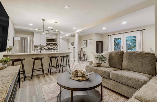 Cascade Cottage | 4925 Pike Unit2