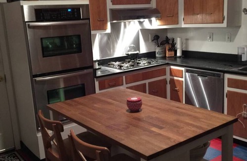 Sharpsburg House | 5 Bedroom Home Sleeps 10 Close to Stadiums, Downtown, and 2 Craft Breweries