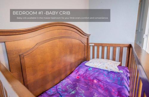 Windwood Bay House | 5 Bedroom Villa l 10 min to Disney l Themed Rooms