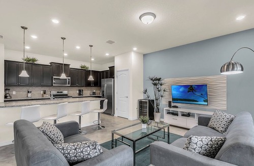 Bay Lake House | 5 Bedrooms/4.5 Bathrooms/Solterra (4643 TD)