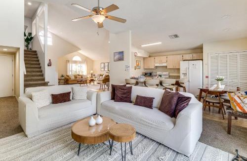 Lindfields House | 5 Mi to Disney! Family Getaway w/Poolside Oasis